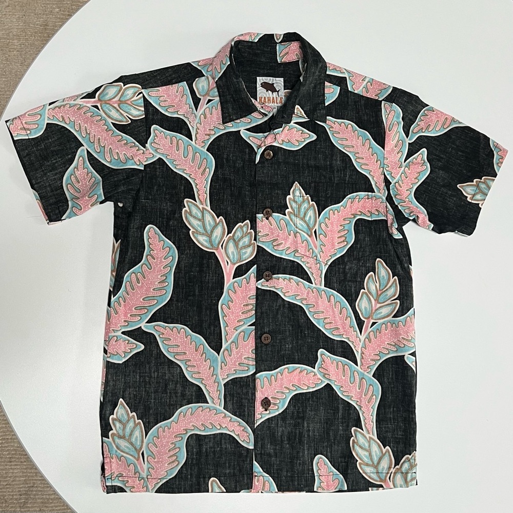 Kahala Boys Aloha Hawaiian Shirt Short Sleeve Button Down Size 8 Medium EUC